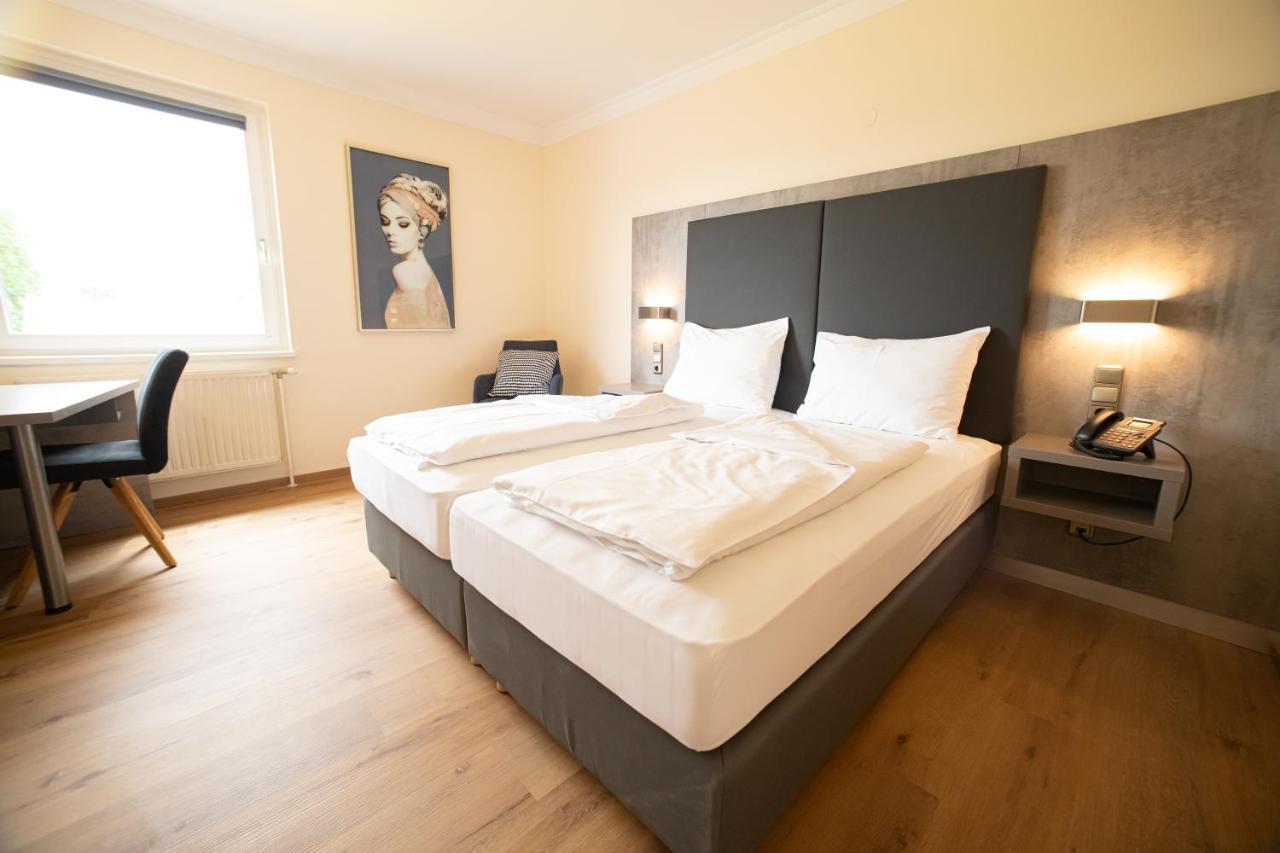 Das Reinisch Just Rooms Schwechat Bagian luar foto