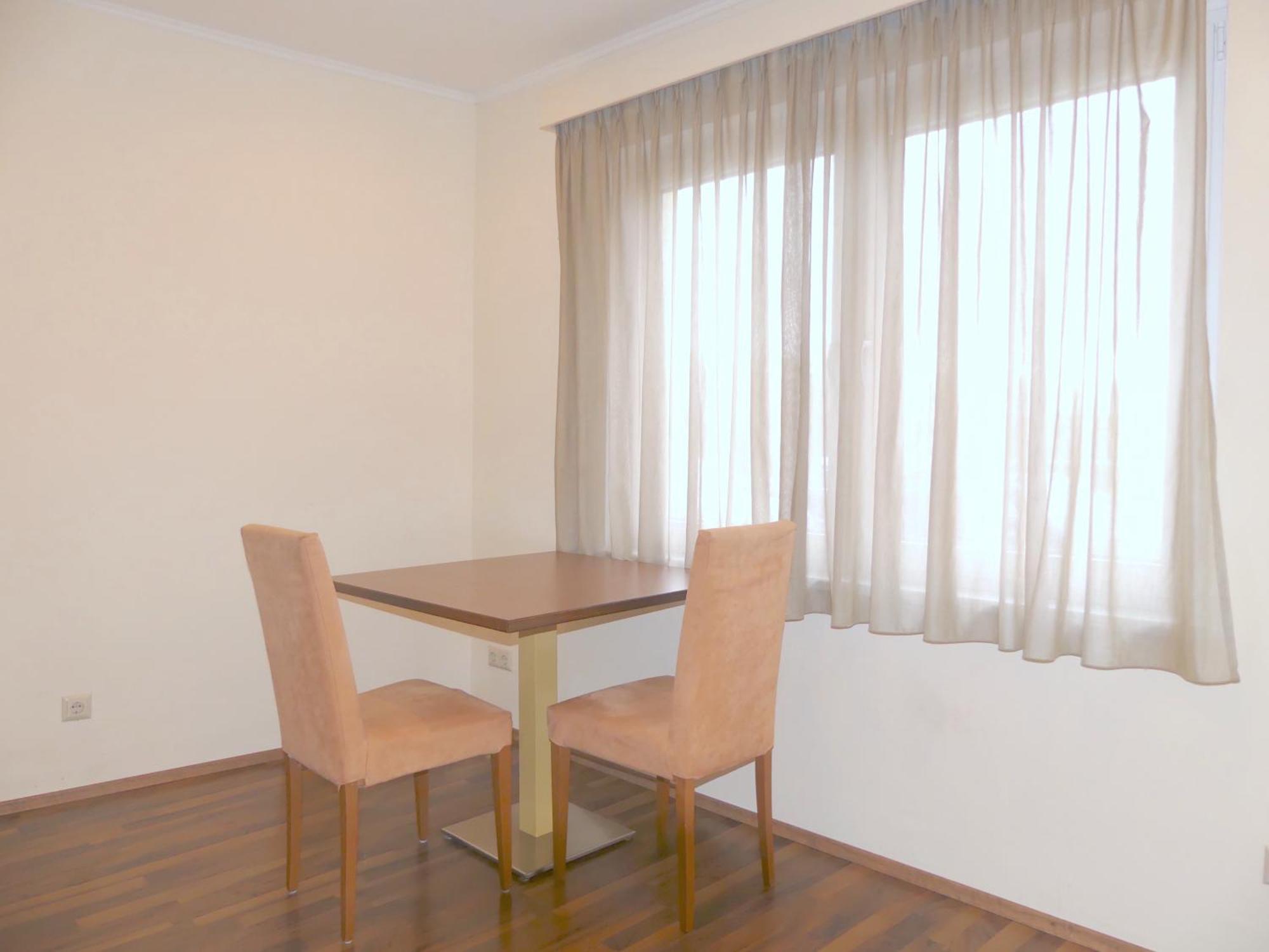 Das Reinisch Just Rooms Schwechat Bagian luar foto